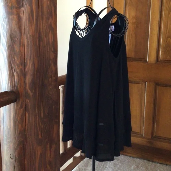 Wilt swing Sleeveless Tank, Size Small - Picture 4 of 7